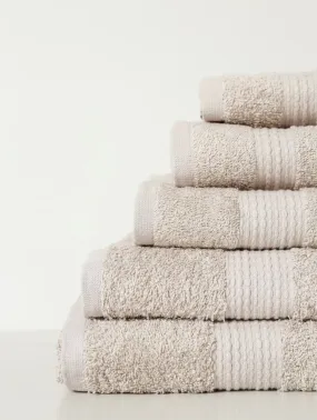 450gsm Everyday Luxury Towels - Light Grey