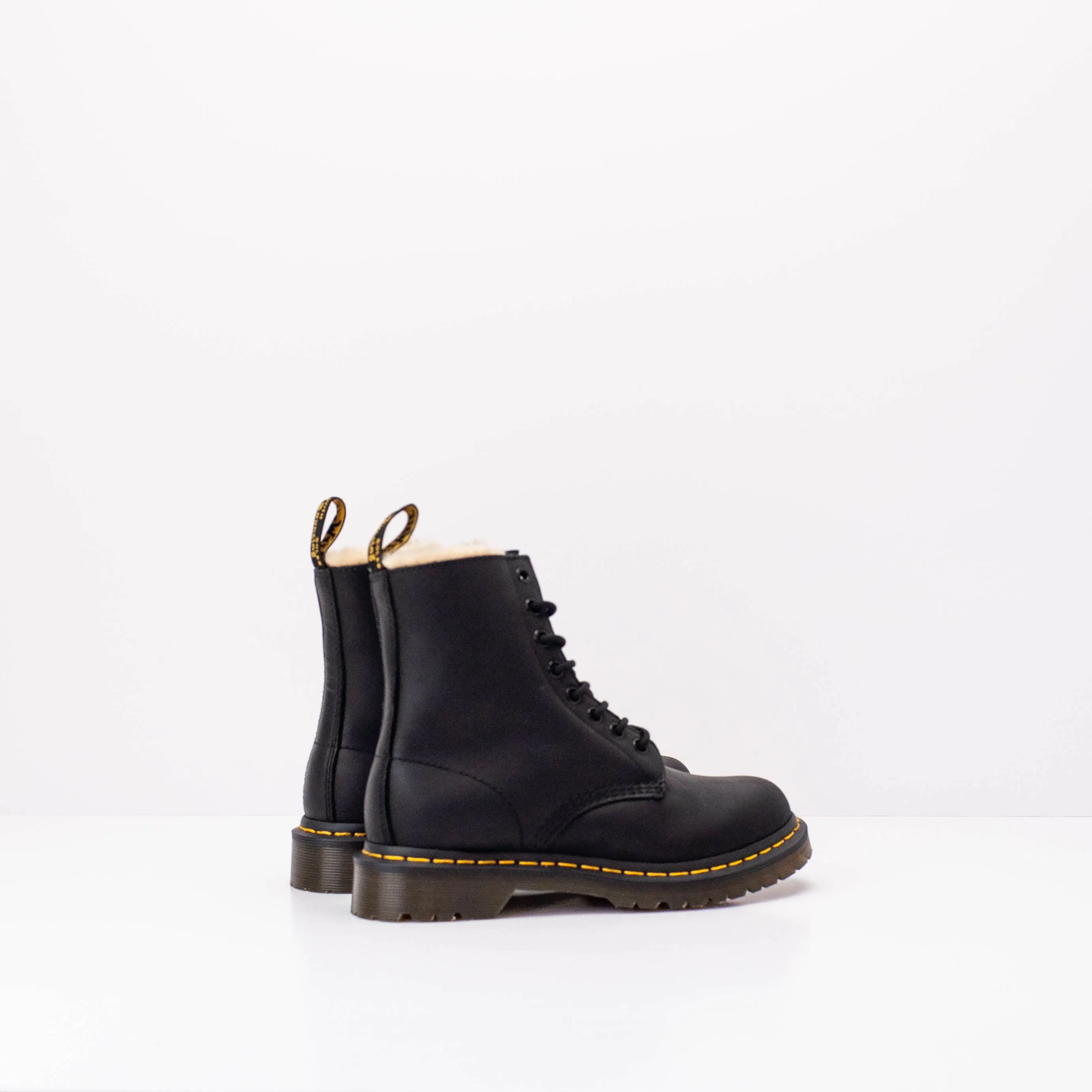 BOTA - DR. MARTENS - 1460 SERENA BLACK BURNISHED WYOMING 21797001