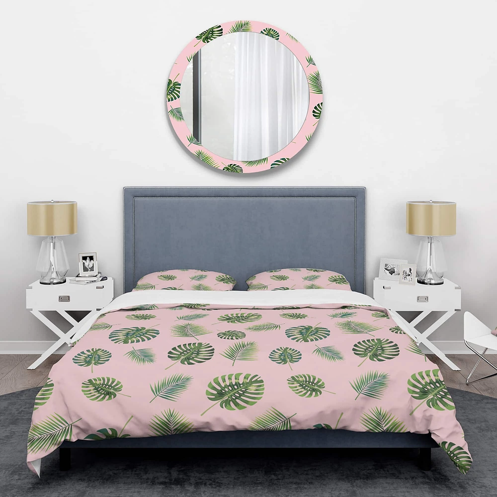 Designart 'Palm Tropical leaves pattern.' Mid-Century Duvet Cover Set