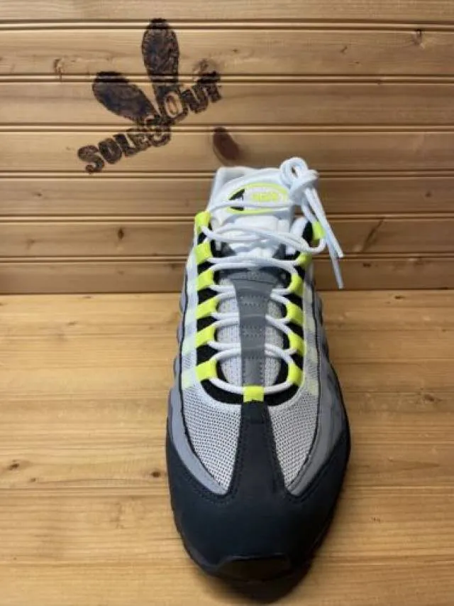 New 2020 Nike Air Max 95 OG sz 11.5 Neon Yellow Graphite...