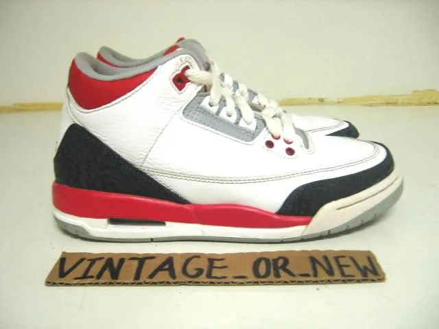 Nike Air Jordan III 3 Fire Red Retro GS 2013 sz 5Y cemen...