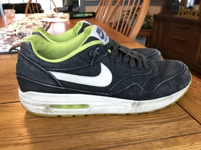 Nike air max 1 black/green size 11