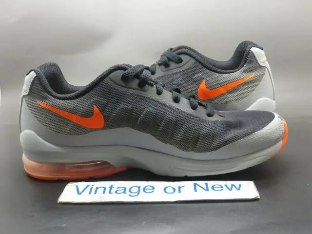 Nike air max invigor wolf grey total orange black running gs 749572-080 sz 6.5y