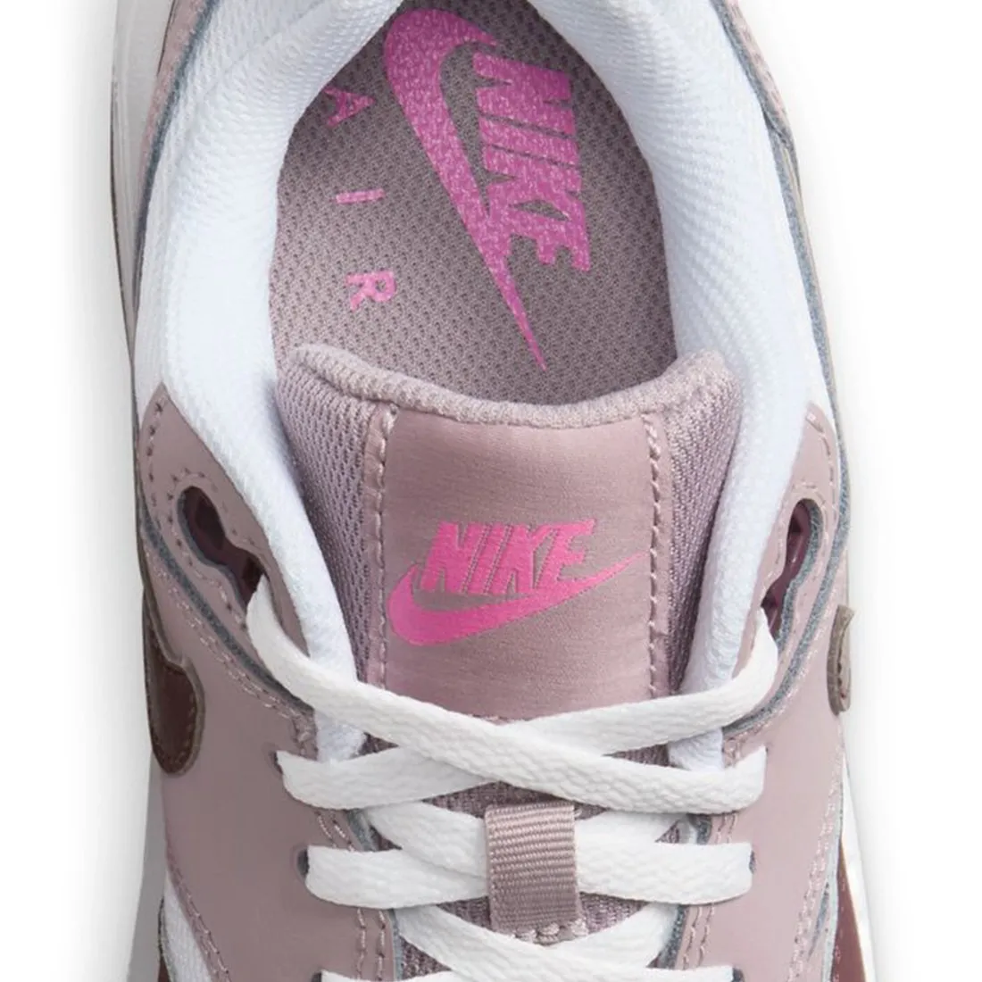 Nike Big Kids Air Max 1 (white / burgundy crush-lt violet ore)