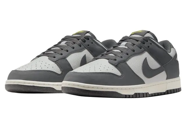 Nike dunk low next nature smoke grey