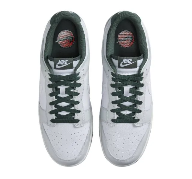 Nike Dunk Low Photon Dust Vintage Green