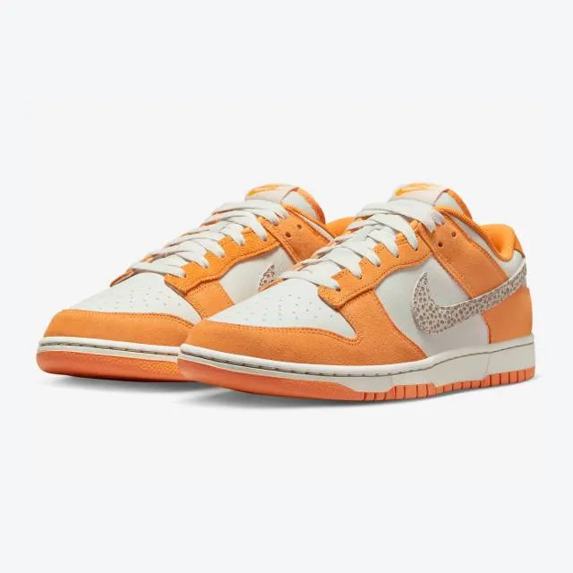 Nike Dunk Low (Safari Swoosh Kumquat/ Orange/ Light Bone...