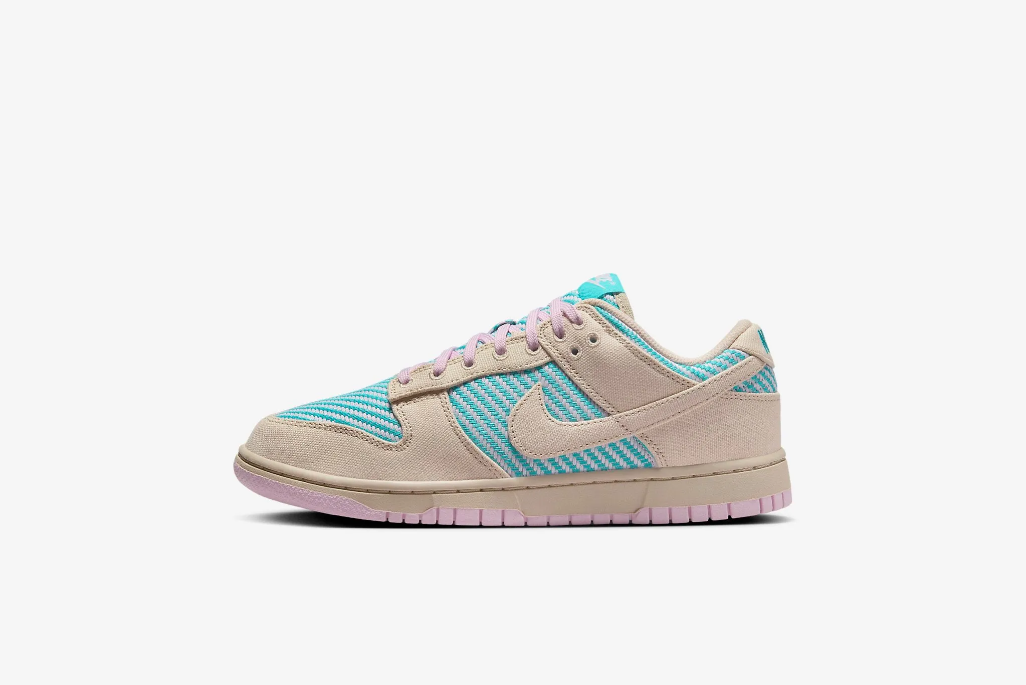 Nike Dunk Low SE W - Multi-Color / Sanddrift