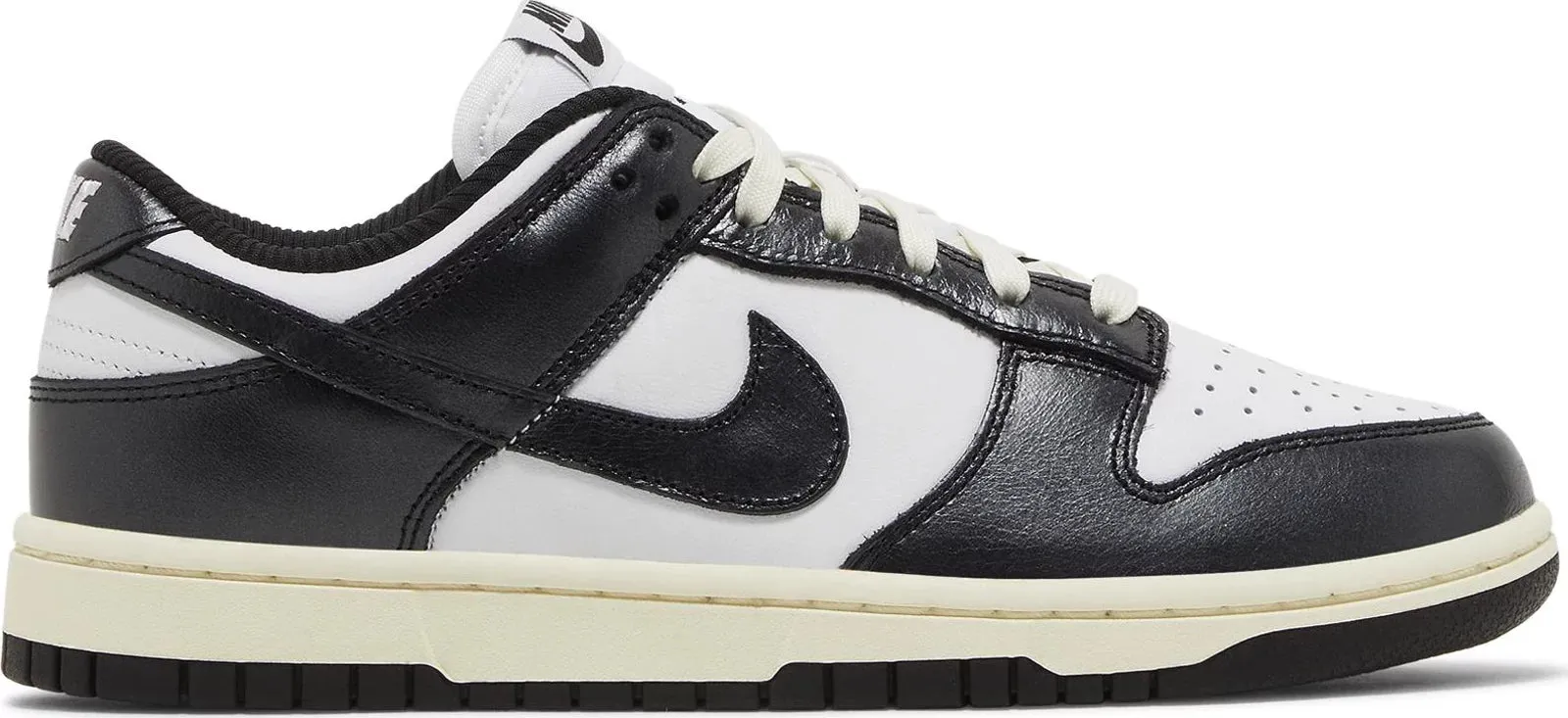 Nike Dunk Low Vintage Panda (W)