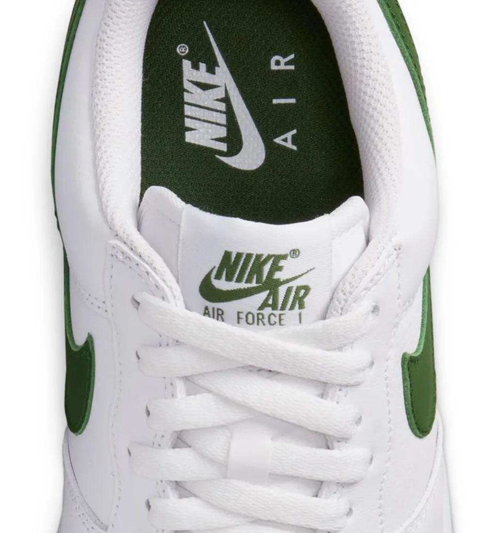 Nike Men Air Force 1 Low Retro Qs (white / forest green-gum yellow)