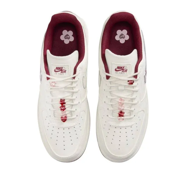 Nike WMNS Air Force 1 Low Valentine’s Day