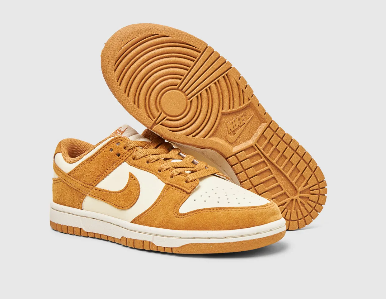 Nike Women's Dunk Low Coconut Milk / Flax - Sail