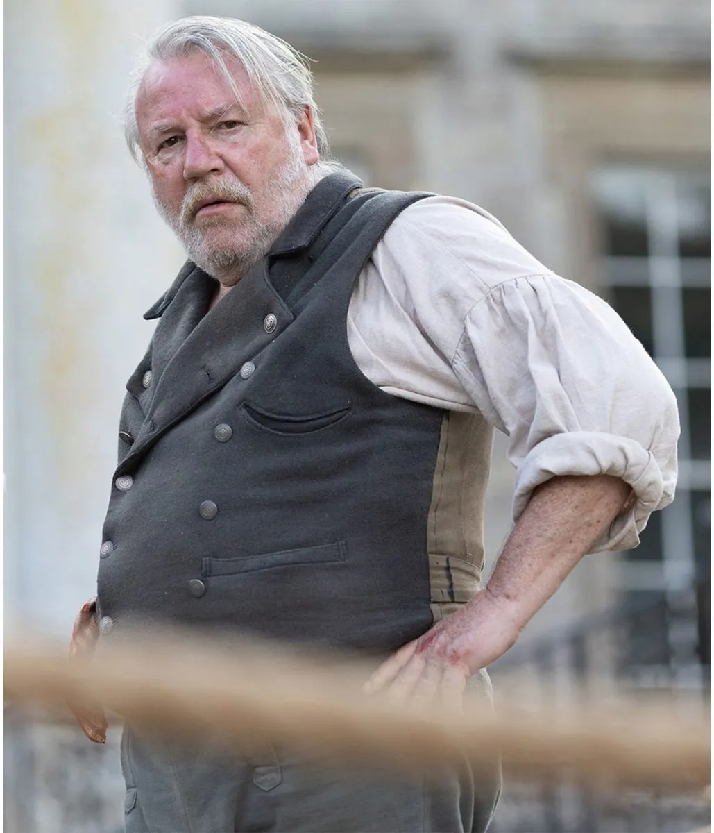 Prizefighter The Life of Jem Belcher Ray Winstone Black Vest