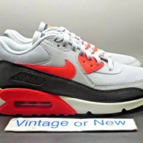 Women's Nike Air Max '90 Essential Wolf Grey Infrared Bl...